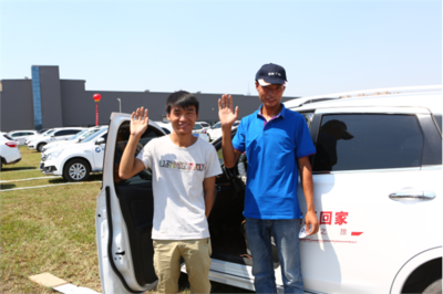 啟辰百車齊聚鄭州工廠 T70回家之旅完美收官——一場關于品質、信賴與‘健身式’服務的深度共鳴